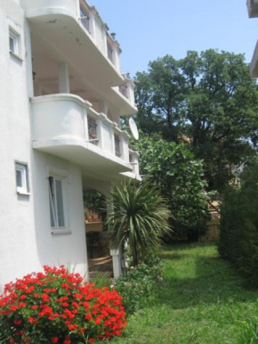  Apartments Mond  Сутоморе